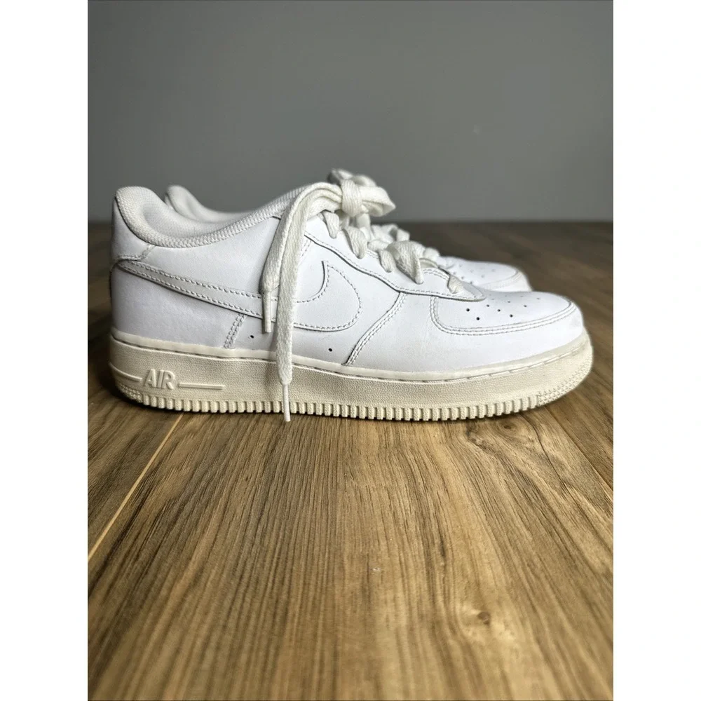 Nike Air Force 1 Low White Athletic Shoes Sneakers (GS) 314192 117 Boys Size 7Y
